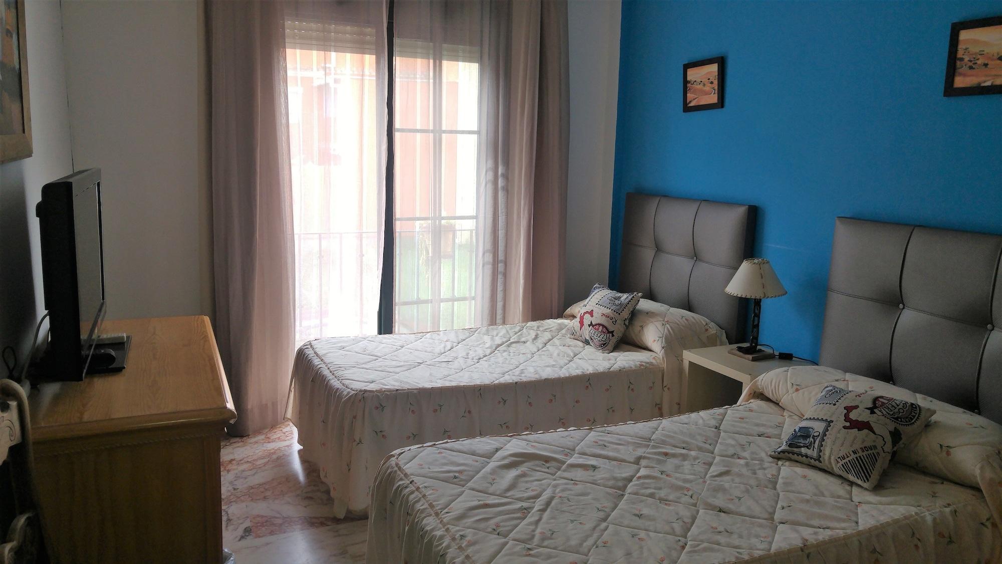 Hospederia V Centenario Estepona Ngoại thất bức ảnh