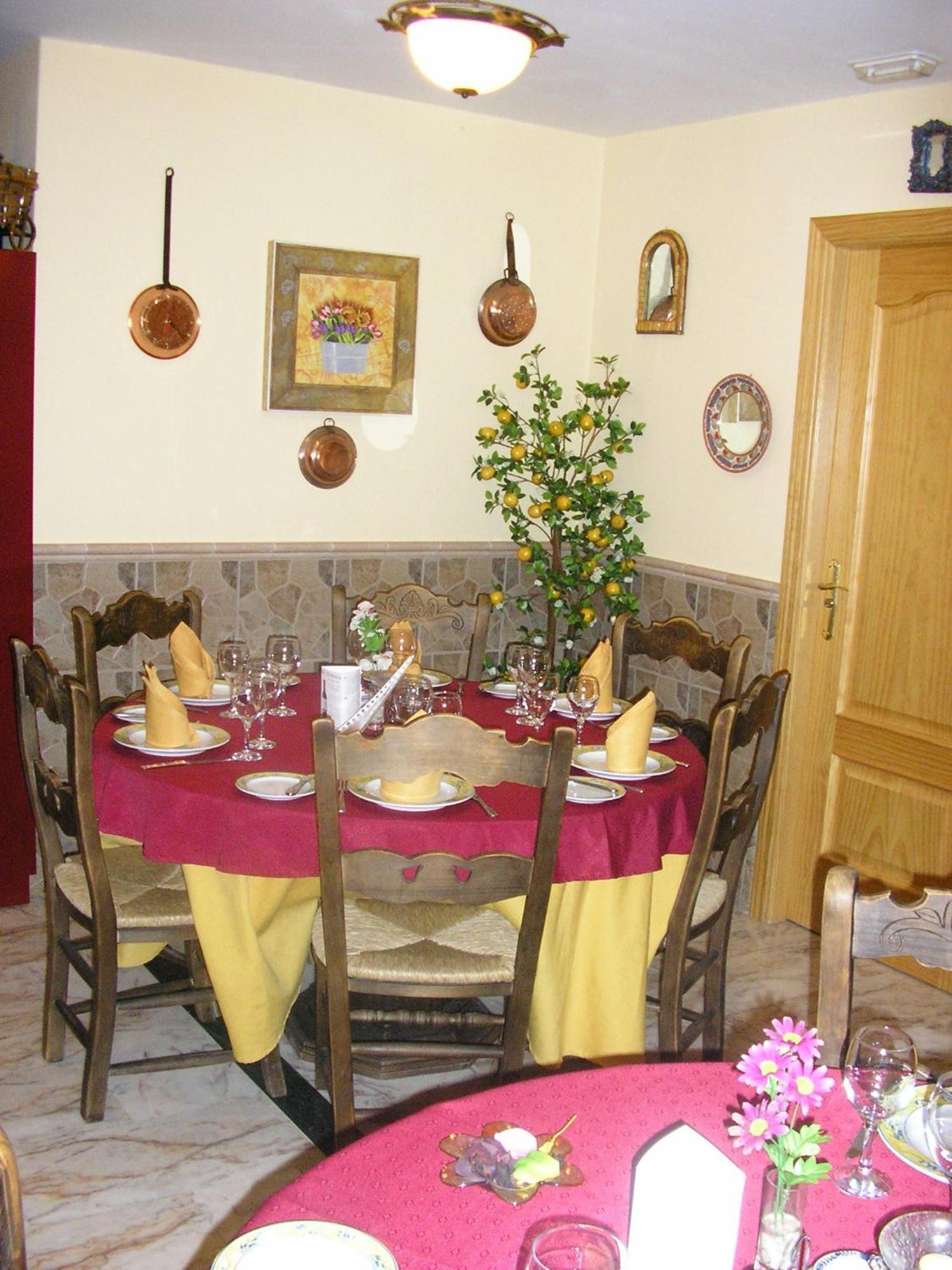 Hospederia V Centenario Estepona Ngoại thất bức ảnh
