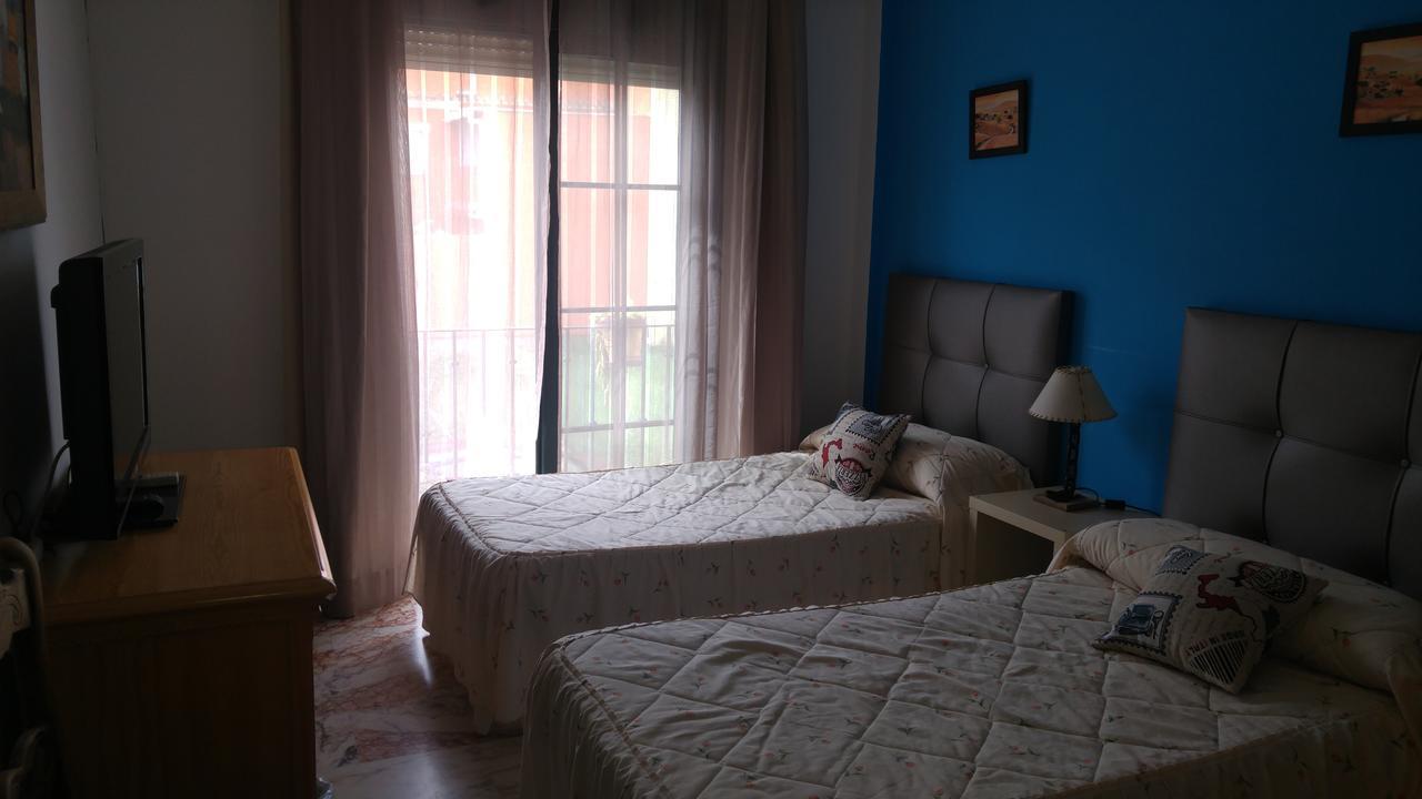 Hospederia V Centenario Estepona Ngoại thất bức ảnh